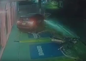 Motorista 'bebinho' atinge três carros, quebra loja no Parque 10 e acaba preso