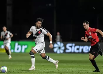 Vasco avança para as quartas após vencer o Atlético-GO na Copa do Brasil