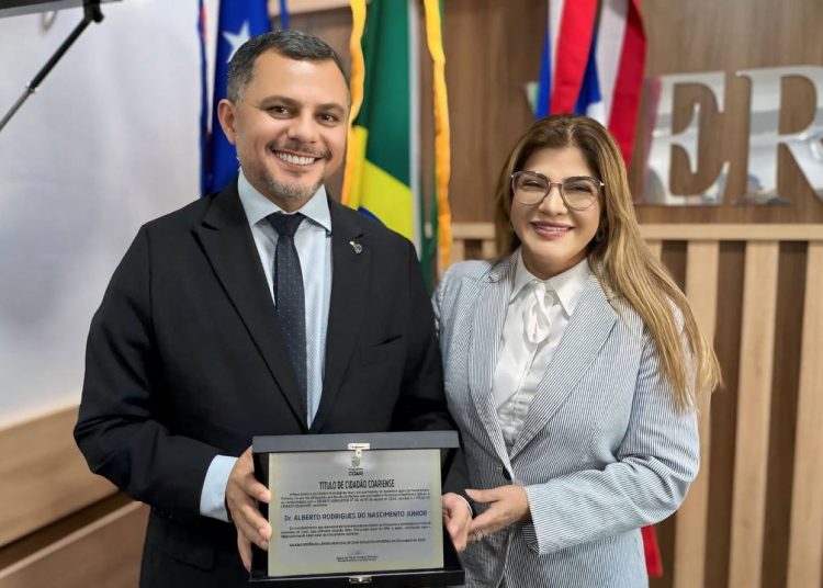 Cidade-piloto do projeto IDH+, Coari concede título de cidadão ao PGJ do Amazonas