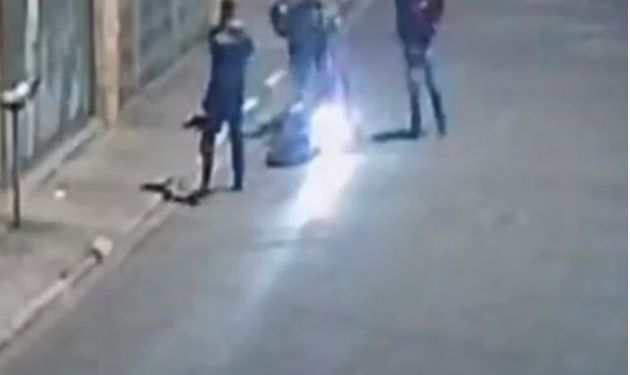 Um homem vítima de tentativa de assalto em Guarulhos, na Grande São Paulo, conseguiu tomar a arma de um. Vítima toma