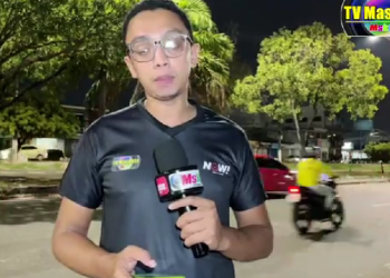 Moradores de prédio ficam desesperados com incêndio em Manaus