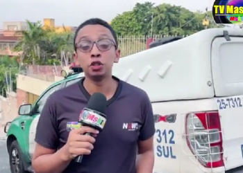 MISTÉRIO: Motorista perde controle do carro e bate contra mureta no Centro de Manaus