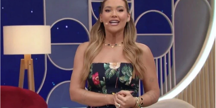 A influenciadora Virginia Fonseca, atualmente casada com Zé Felipe, anunciou que irá processar perfis nas. Virginia