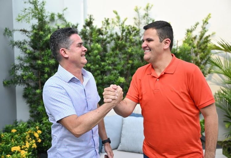 E as alianças do noivado… 