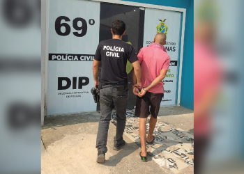 Um jovem de 19 anos foi preso por tentativa de homicídio do próprio irmão, de idade não informada. O. Jovem é