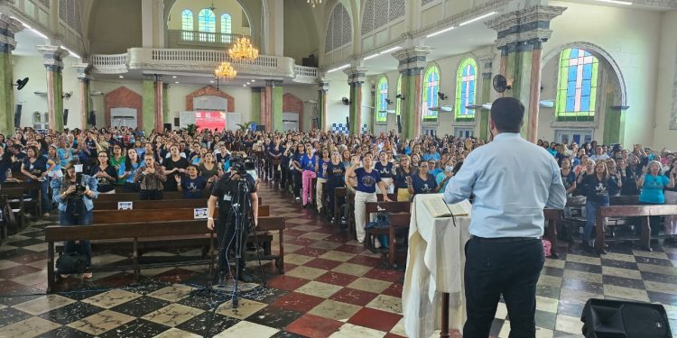 “Mães que Oram pelos Filhos” realiza 4º Encontro em Manaus
