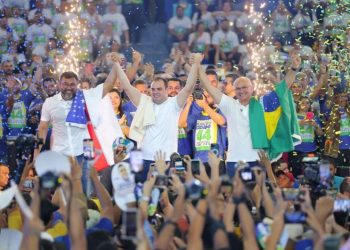 Roberto Cidade lança campanha ao lado de Coronel Menezes para a Prefeitura de Manaus