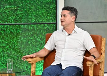 ”O Wilson não deve o David, ele deve à Manaus”, afirma o prefeito ao revelar dívida de R$ 400 milhões do governador com a cidade