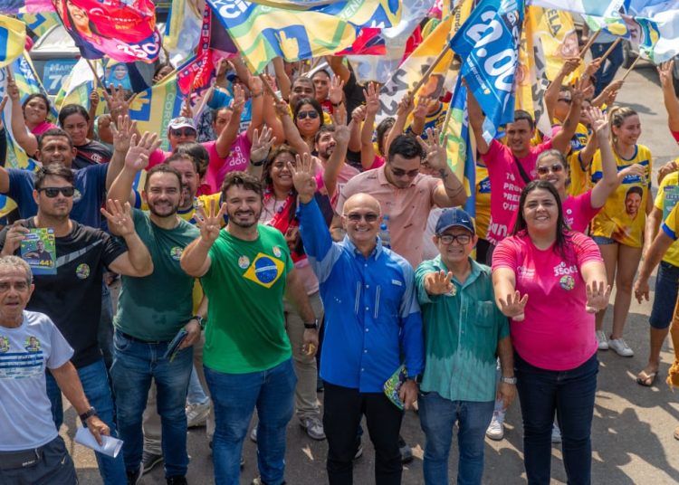 No Alvorada, Coronel Menezes ouve apelo da população por melhorias no transporte coletivo
