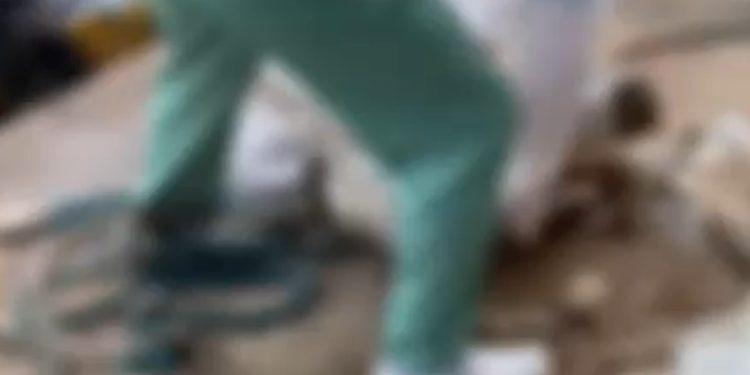 SEM CABEÇA: Corpo decapitado é encontrado boiando no Rio Negro; veja o vídeo