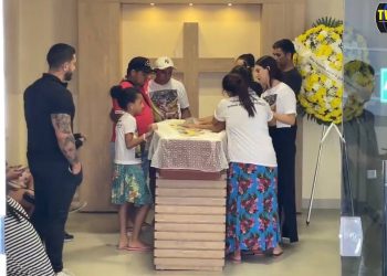 LUTO E TRISTEZA marcam velório de fisiculturista amazonense que morreu durante competição em SC