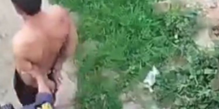 NASCEU DE NOVO – PM salva assaltante prestes a morrer nas mãos do tribunal do crime