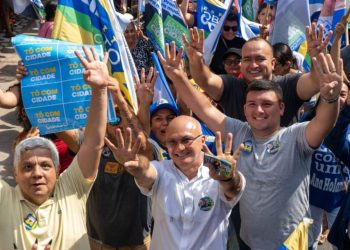 Menezes caminha no Grande Vitória e ratifica compromisso de Cidade com o social