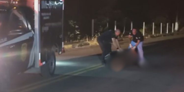 Agentes federais encontram encontram homem morto em rua da Ponta Negra com a cabeça enrolada em saco plástico