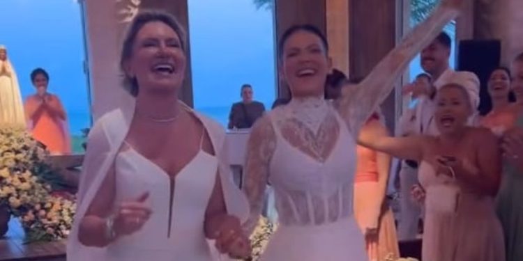 Bete Dezembro se casa e noiva anuncia gravidez de gêmeos, em Alagoas