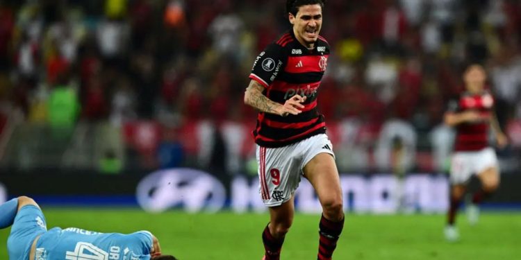 Flamengo vence Bolívar por 2 a 0 na Libertadores; Pedro saiu machucado
