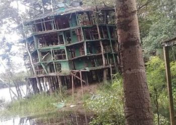 Desde que o icônico hotel de selva foi fechado e depredado, poucas pessoas se aventuram a passar pelas. O espírito