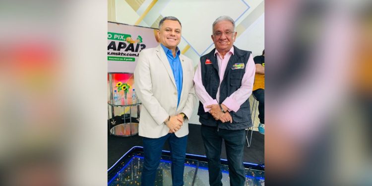 Xerifão do MPE passa a estrela para Leda Mara