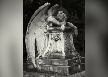 O anjo negro do cemitério indígena abandonado no Açutuba