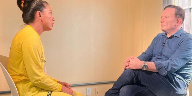 Cleusimar Cardoso revela para Cabrini porque sempre repetia a frase “controle seus poderes”