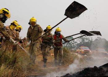 Amazonas entra em alerta laranja de perigo para baixa umidade de ar, aponta Inmet