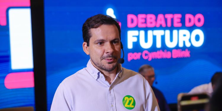 O IPVA está mais caro, o combustível, a conta de luz, de celular e internet. Esses aumentos nos impostos. Capitão