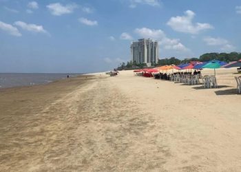 ATENÇÃO – Praia da Ponta Negra será interditada devido a seca severa