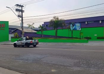 Cliente entra com duas ‘novinhas’ em motel e morre na banheira de hidromassagem em Manaus