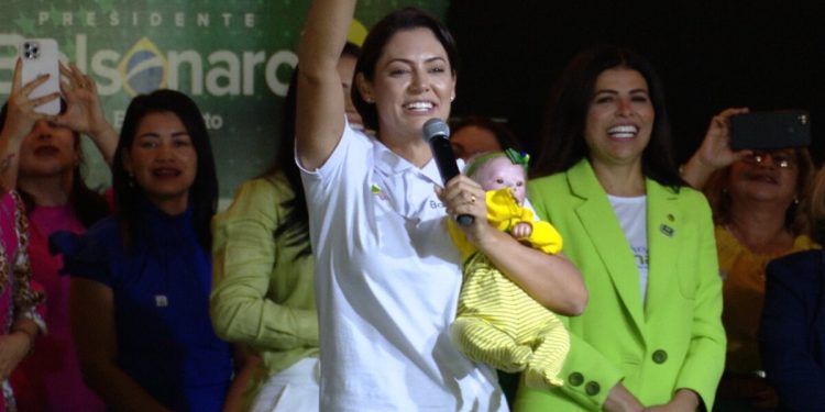 DIREITA, MARCHE!: Michelle Bolsonaro e Maria do Carmo: a força da mulher da direita