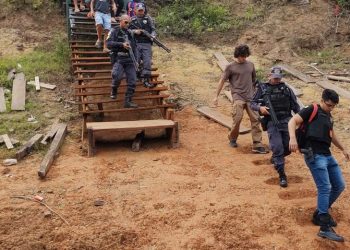 Criança de 6 anos fica sozinha em casa e acaba sendo estuprada por homem no AM