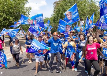 Cearazin Semisera mobiliza centenas de apoiadores em grande bandeiraço nas ruas de Manaus