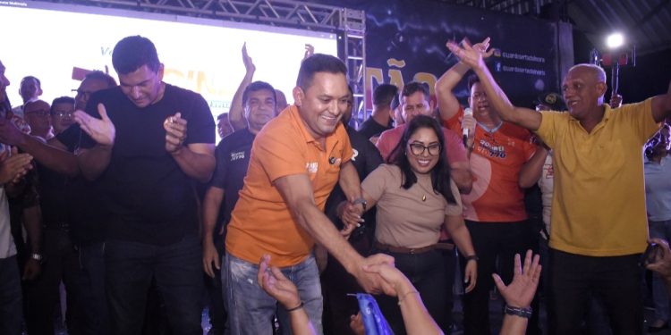 Rodinei Ramos reúne quase 5 mil pessoas em evento de campanha com apoio de líderes comunitários