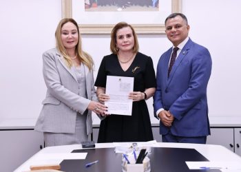 TCE-AM e MP-AM firmam parceria para reforçar proteção de meninas e mulheres vítimas de violência