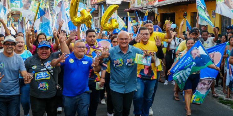 Coronel Menezes reforça compromisso de Roberto Cidade com o social no Jorge Teixeira e Nova Esperança