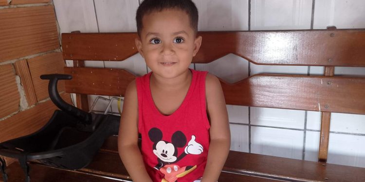 Menino de 4 anos é deixado morto e com sinais de violência sexual em unidade de saúde