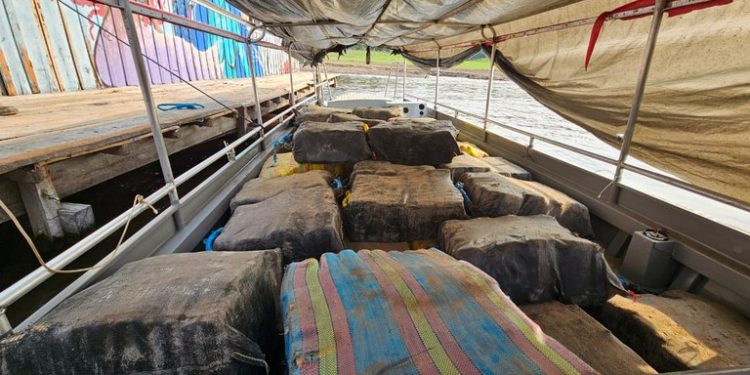 FICCO/AM apreende mais de duas toneladas de drogas no Amazonas