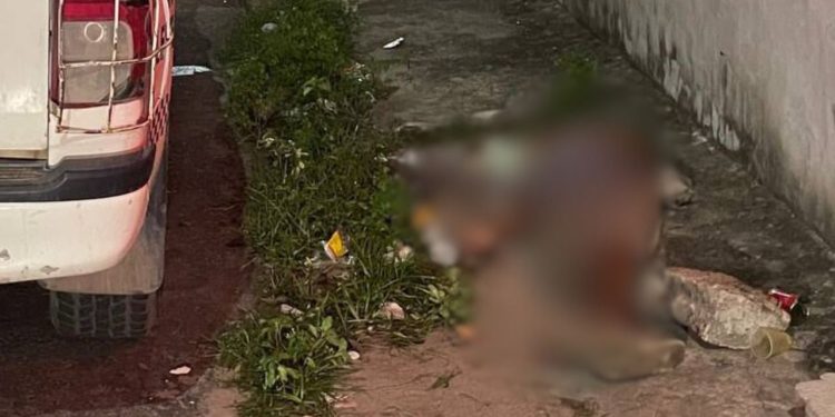 Facção mata homem no Jorge Teixeira e deixa recado para o próximo alvo: 'é vc Barbosa!'