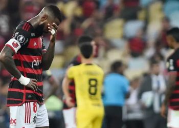 Flamengo perde para Peñarol no Maracanã