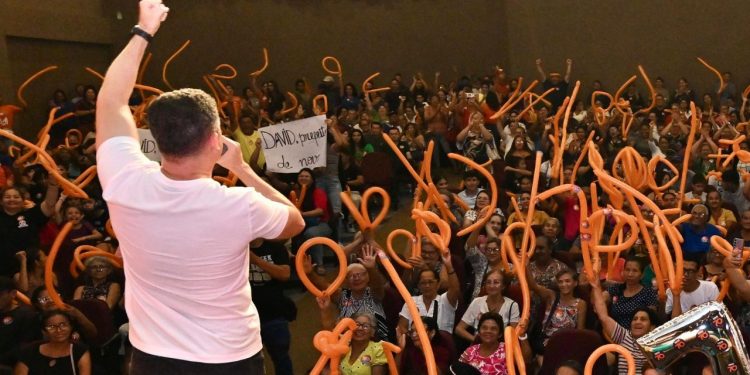 David Almeida dobra vantagem sobre o segundo colocado, diz pesquisa Quaest/TV Globo