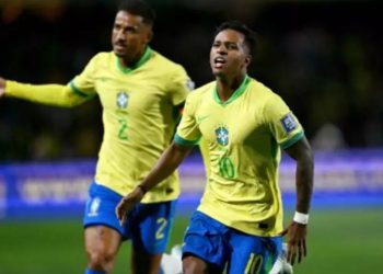 Sem brilho, Brasil vence o Equador e se recupera nas Eliminatórias
