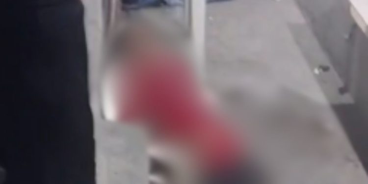 Tomando uma cervejinha, homem é executado com mais de 30 tiros em bar de Manaus