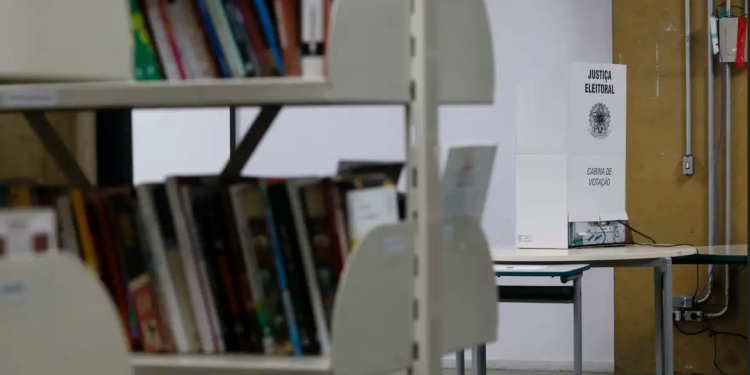 Prazo para justificar ausência no segundo turno vai até 7 de janeiro