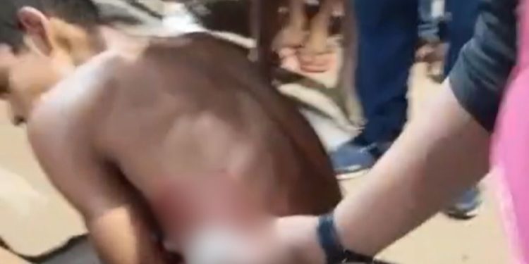 Vídeo forte: jovem leva várias facadas durante briga em ‘cracolândia’ no Amazonas