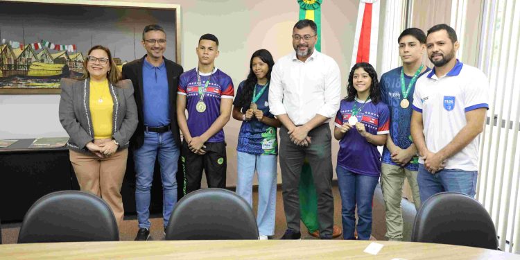 Atletas amazonenses de wrestling representarão o Brasil em competição escolar no Oriente Médio