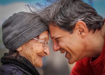 Eleição mais atípica do que esta, só em outro universo paralelo, onde o currículo e expertise dos vices supera, em muito, as aptidões e formação pedagógica dos “cabeça de chapa”