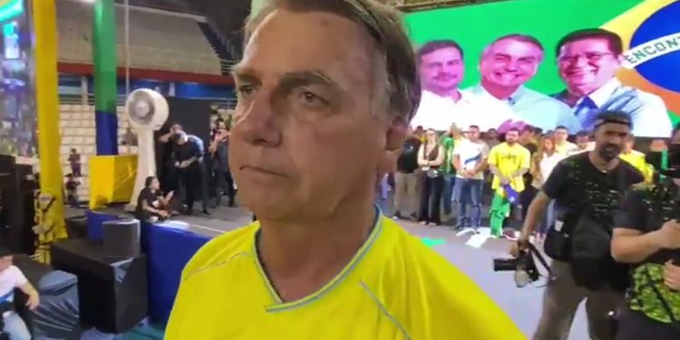 O ex-presidente Bolsonaro volta à Manaus no próximo dia 15, para fortalecer a campanha do Capitão Alberto Neto e Maria do Carmo Seffair. O capitão ganhou um senhor cabo eleitoral