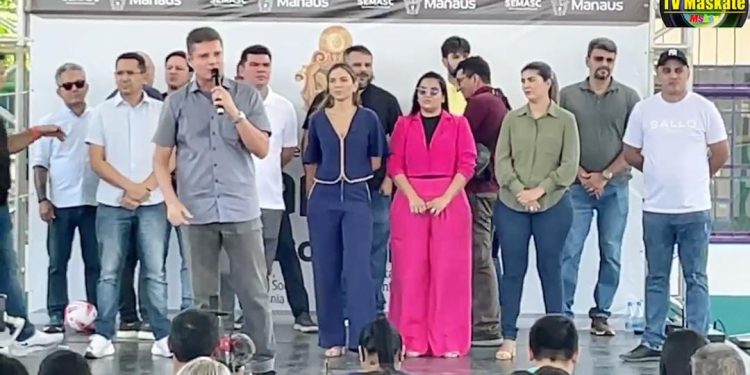 Prefeitura de Manaus reinaugura Cras e entrega campo do Bahia no bairro São José totalmente revitalizados