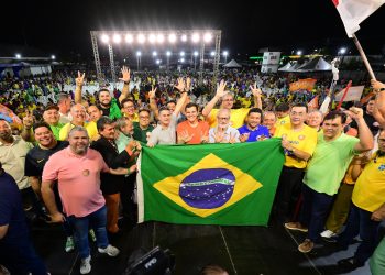 Haja Deus!!!!: Movimento Cristão de Direita fecha com David