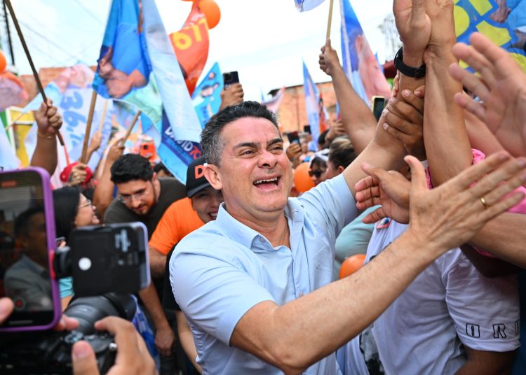 A poucas horas da eleição, Quaest divulga última pesquisa do 2º turno e aponta vitória de David Almeida