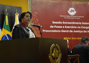 Leda Mara toma posse como procuradora-geral de Justiça do MPAM